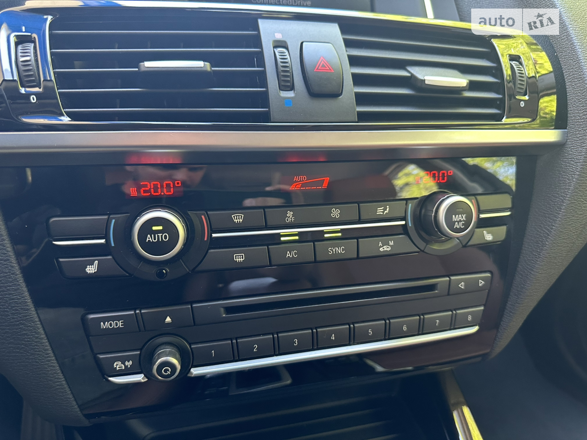 2016 BMW X4 - мініатюра 28