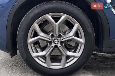 Внедорожник / Кроссовер BMW X4 2021 в 