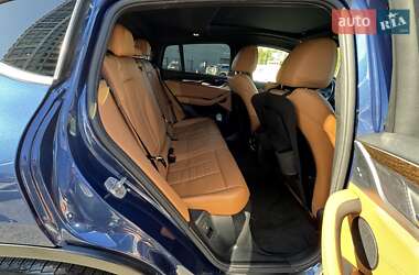 Внедорожник / Кроссовер BMW X4 2021 в 