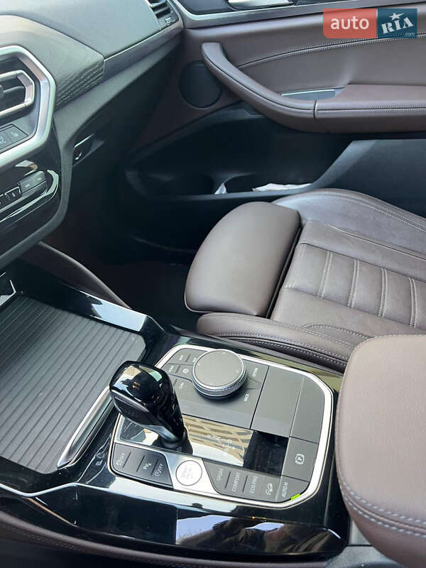 Внедорожник / Кроссовер BMW X4 2022 в Киеве