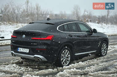 Внедорожник / Кроссовер BMW X4 2022 в Киеве