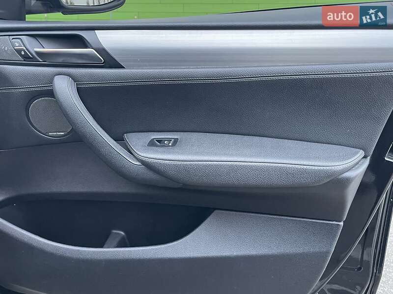 Внедорожник / Кроссовер BMW X4 2015 в Киеве