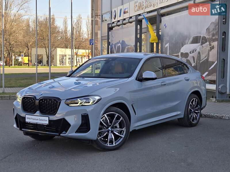 Внедорожник / Кроссовер BMW X4 2024 в 