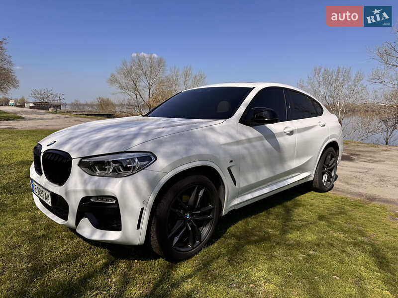 Внедорожник / Кроссовер BMW X4 2019 в 
