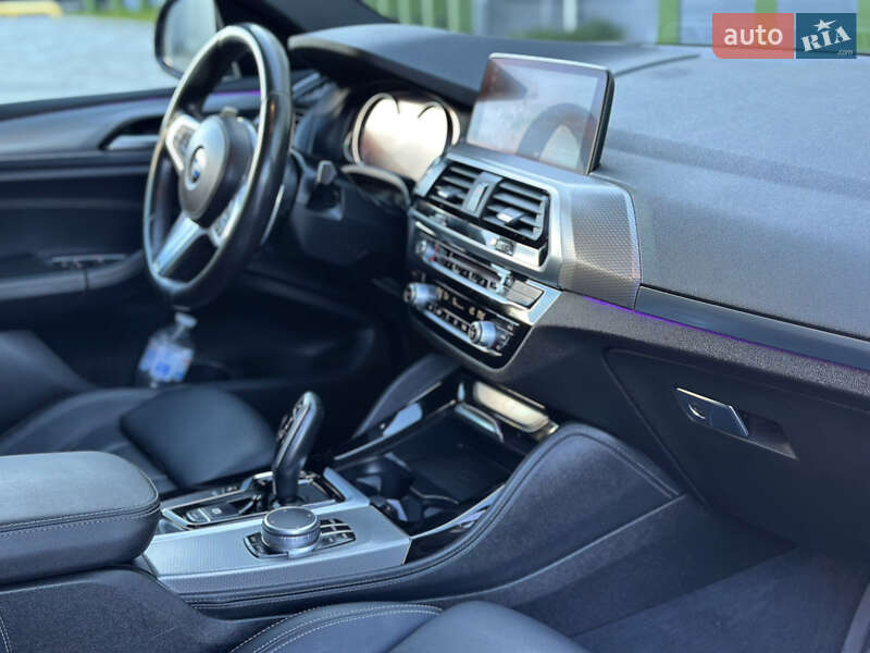 Внедорожник / Кроссовер BMW X4 2019 в Киеве