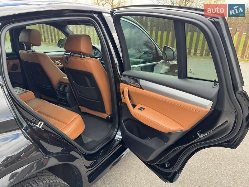 Внедорожник / Кроссовер BMW X4 2015 в Киеве