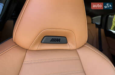 Позашляховик / Кросовер BMW X4 2021 в 