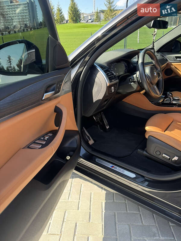 Внедорожник / Кроссовер BMW X4 2021 в Ивано-Франковске