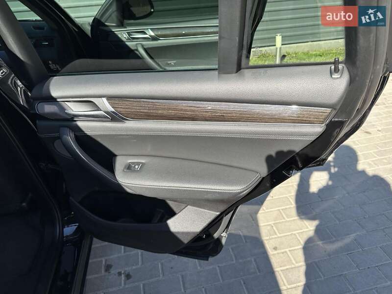 Внедорожник / Кроссовер BMW X4 2017 в Ровно