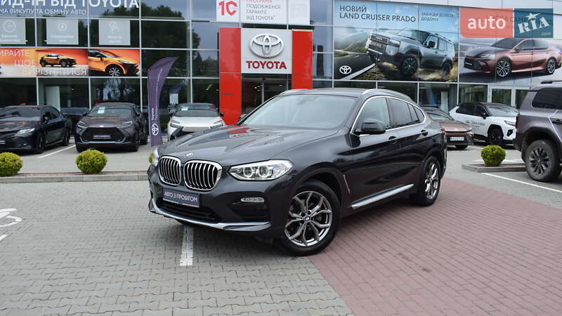 Внедорожник / Кроссовер BMW X4 2018 в 