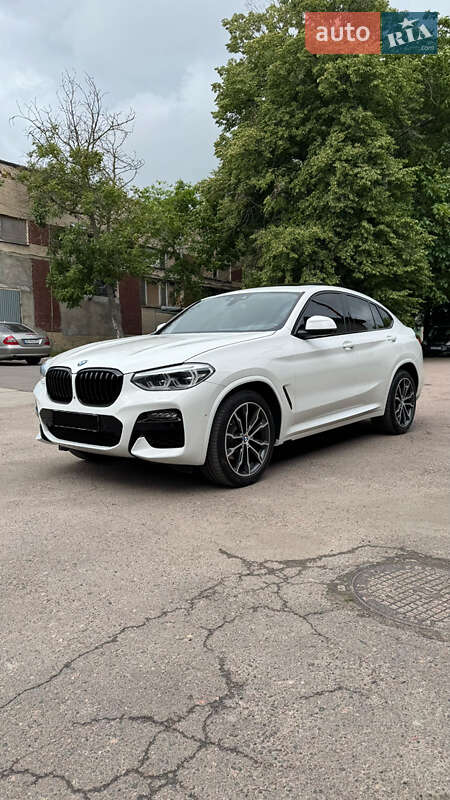Внедорожник / Кроссовер BMW X4 2019 в 