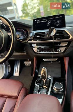 Внедорожник / Кроссовер BMW X4 2021 в 