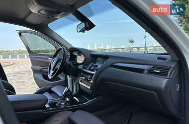 Позашляховик / Кросовер BMW X4 2016 в 