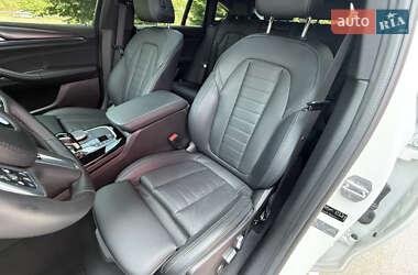 Внедорожник / Кроссовер BMW X4 2022 в 