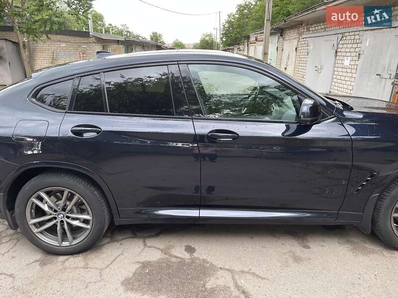 Внедорожник / Кроссовер BMW X4 2018 в Кривом Роге