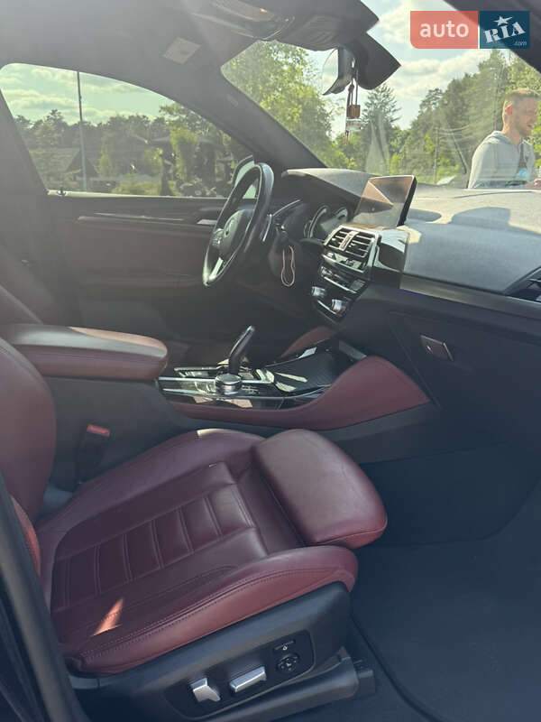 Внедорожник / Кроссовер BMW X4 2019 в Львове