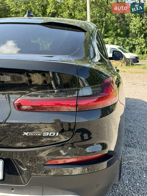 Внедорожник / Кроссовер BMW X4 2019 в Львове