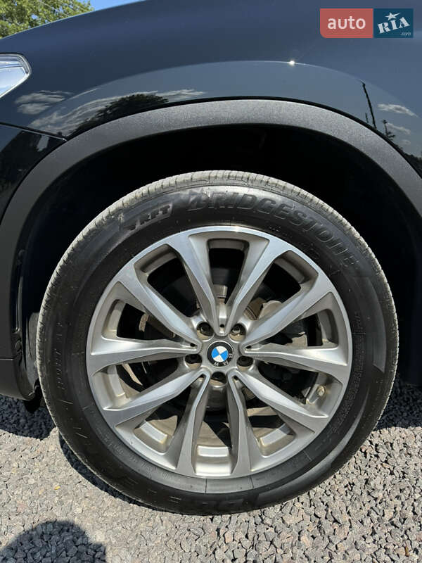 Внедорожник / Кроссовер BMW X4 2019 в Львове