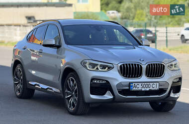 Внедорожник / Кроссовер BMW X4 2018 в 