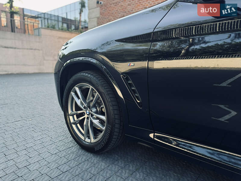 Внедорожник / Кроссовер BMW X4 2020 в Львове