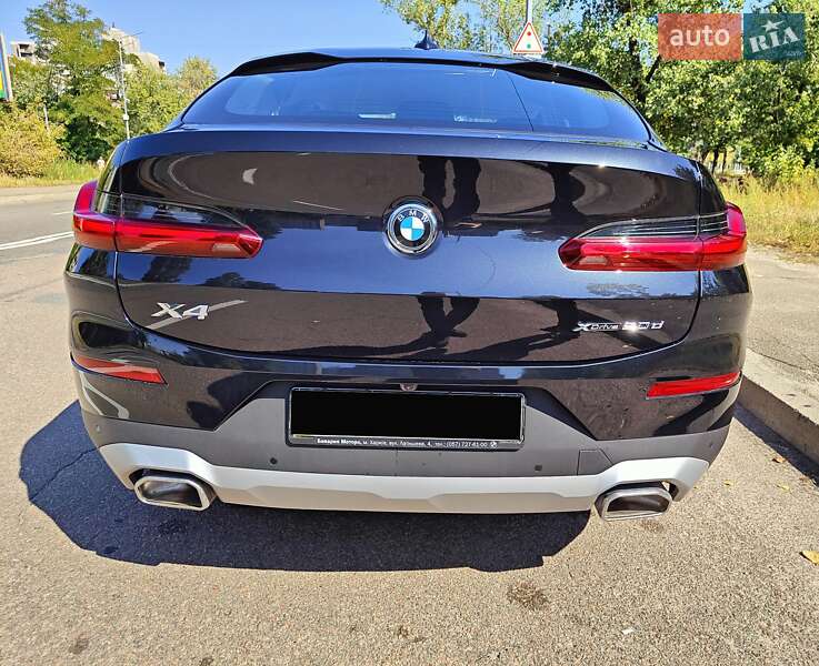 Внедорожник / Кроссовер BMW X4 2022 в Киеве