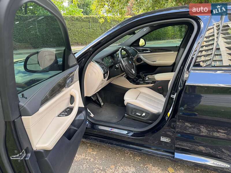 Внедорожник / Кроссовер BMW X4 2018 в Киеве