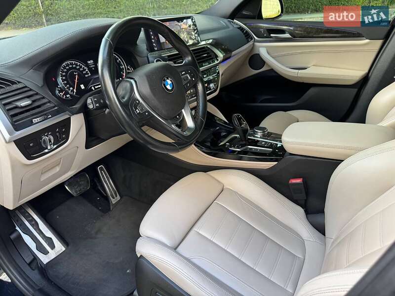 Внедорожник / Кроссовер BMW X4 2018 в Киеве