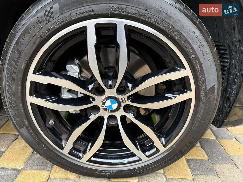 Позашляховик / Кросовер BMW X4 2015 в Рівному