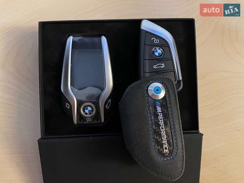 Внедорожник / Кроссовер BMW X4 2022 в Николаеве