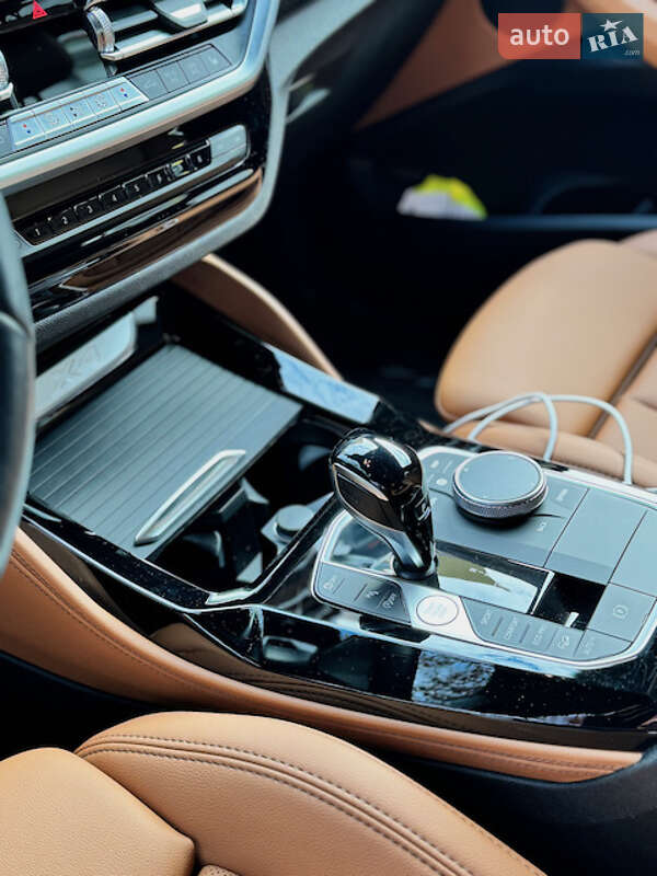 Внедорожник / Кроссовер BMW X4 2022 в Днепре