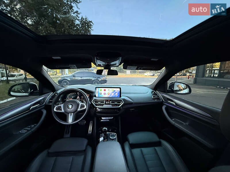 Внедорожник / Кроссовер BMW X4 2022 в Киеве