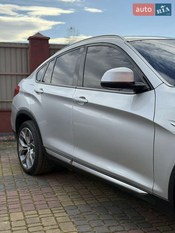 Внедорожник / Кроссовер BMW X4 2015 в Дрогобыче