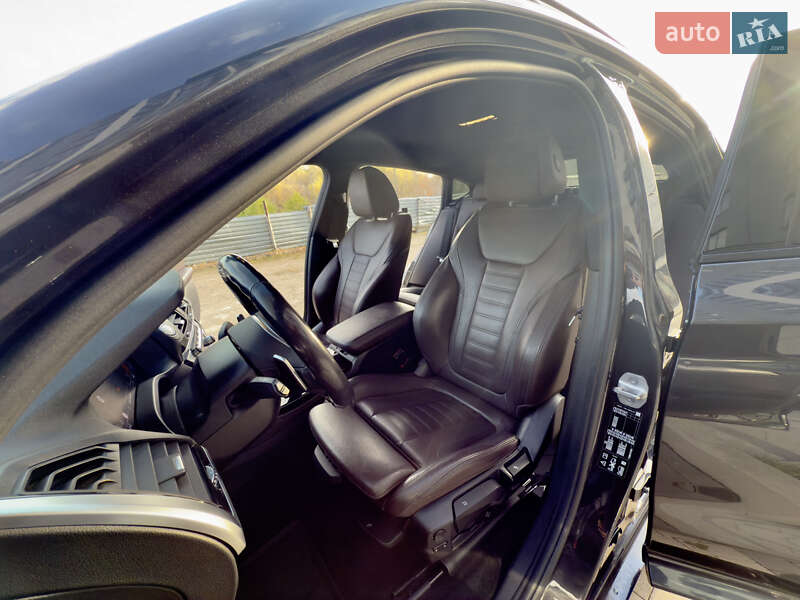Внедорожник / Кроссовер BMW X4 2020 в Луцке