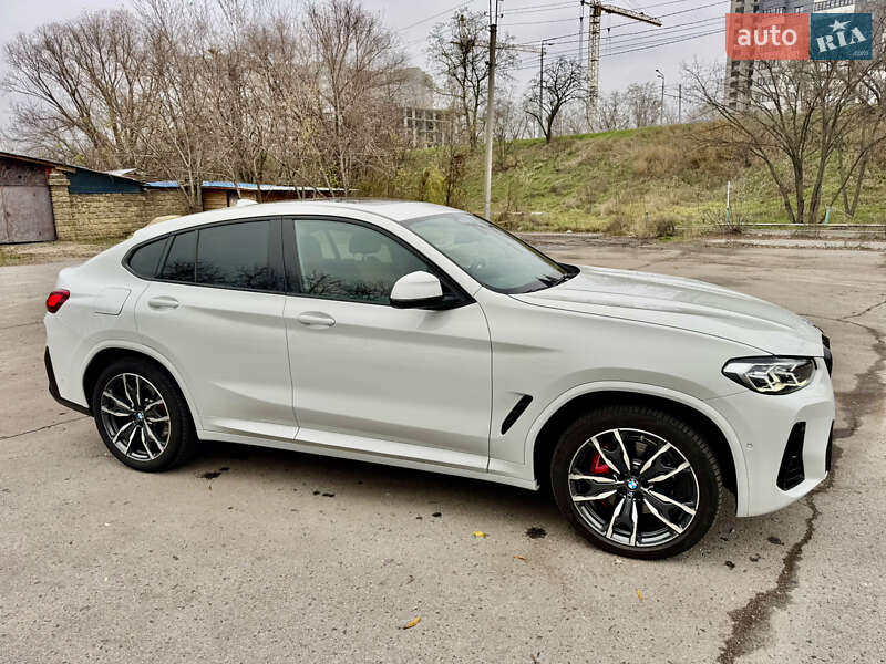 BMW X4 2023