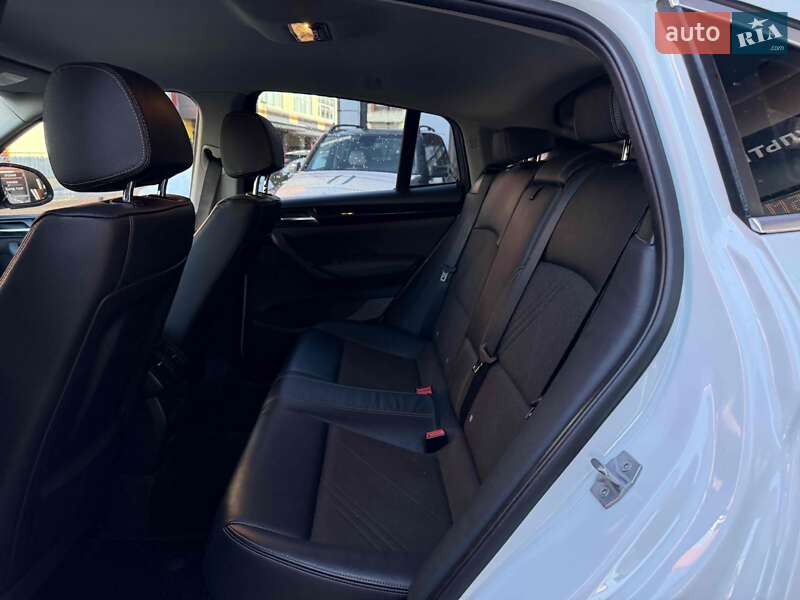 Позашляховик / Кросовер BMW X4 2016 в Львові