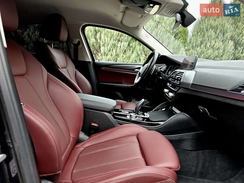 Внедорожник / Кроссовер BMW X4 2021 в Самборе