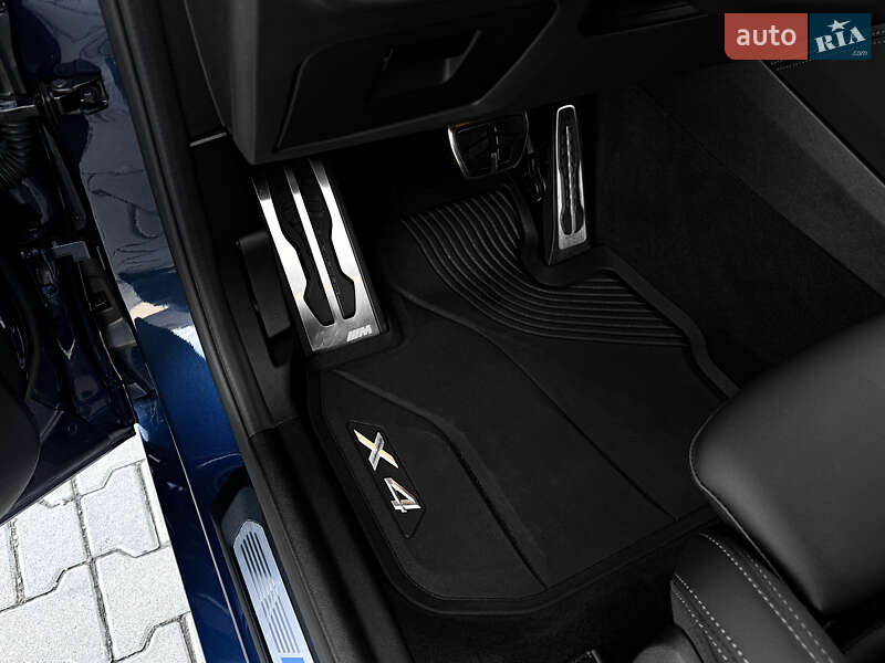 Внедорожник / Кроссовер BMW X4 2022 в Буче