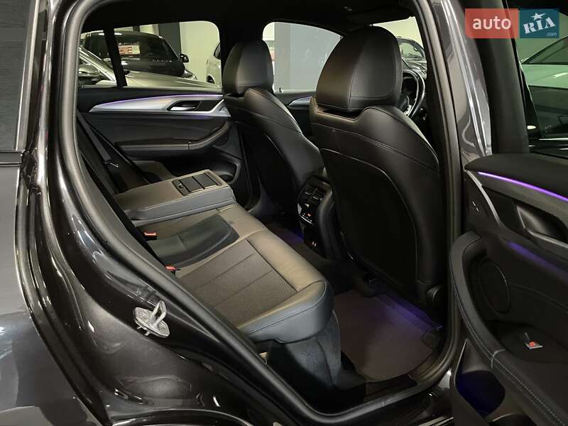 Внедорожник / Кроссовер BMW X4 2021 в Львове