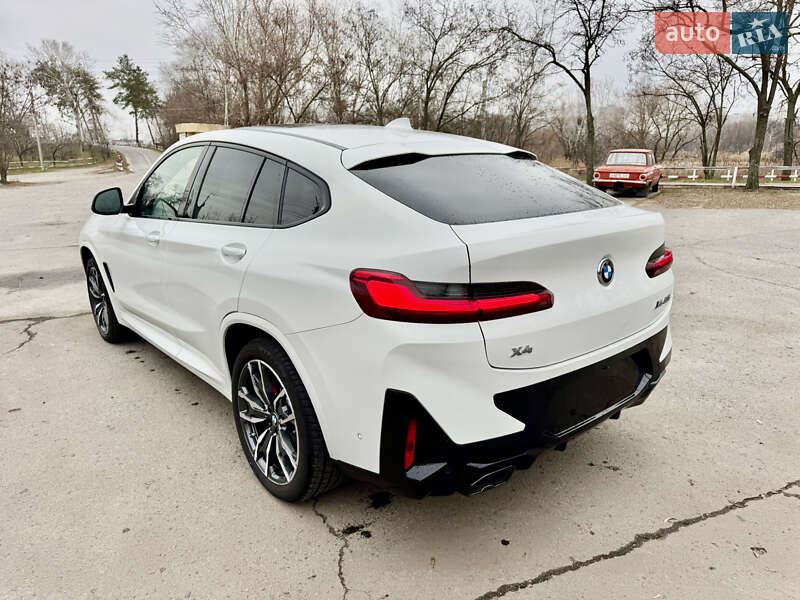 Внедорожник / Кроссовер BMW X4 2023 в Харькове