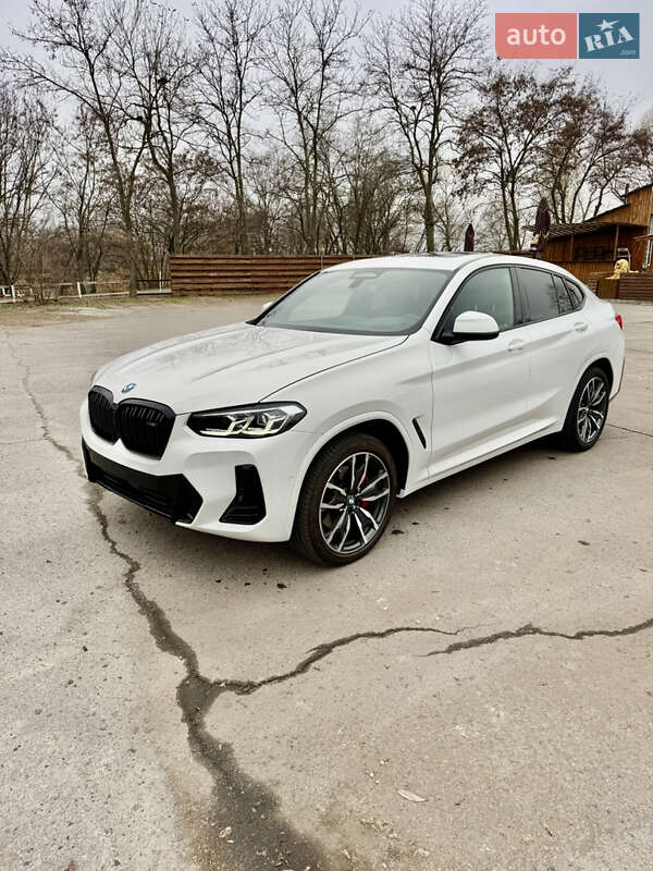 Внедорожник / Кроссовер BMW X4 2023 в Харькове