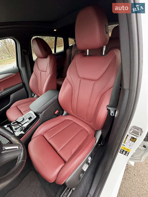 Внедорожник / Кроссовер BMW X4 2023 в Харькове