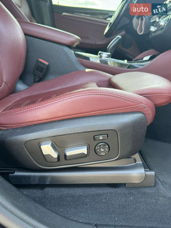 Внедорожник / Кроссовер BMW X4 2019 в Львове фото 18 Внедорожник / Кроссовер BMW X4 2019 в Львове