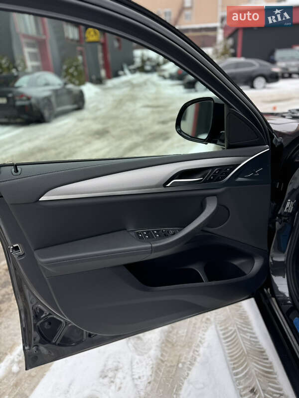 Позашляховик / Кросовер BMW X4 2019 в Києві фото 9 Позашляховик / Кросовер BMW X4 2019 в Києві