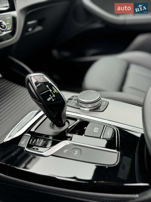 Позашляховик / Кросовер BMW X4 2019 в Києві фото 18 Позашляховик / Кросовер BMW X4 2019 в Києві