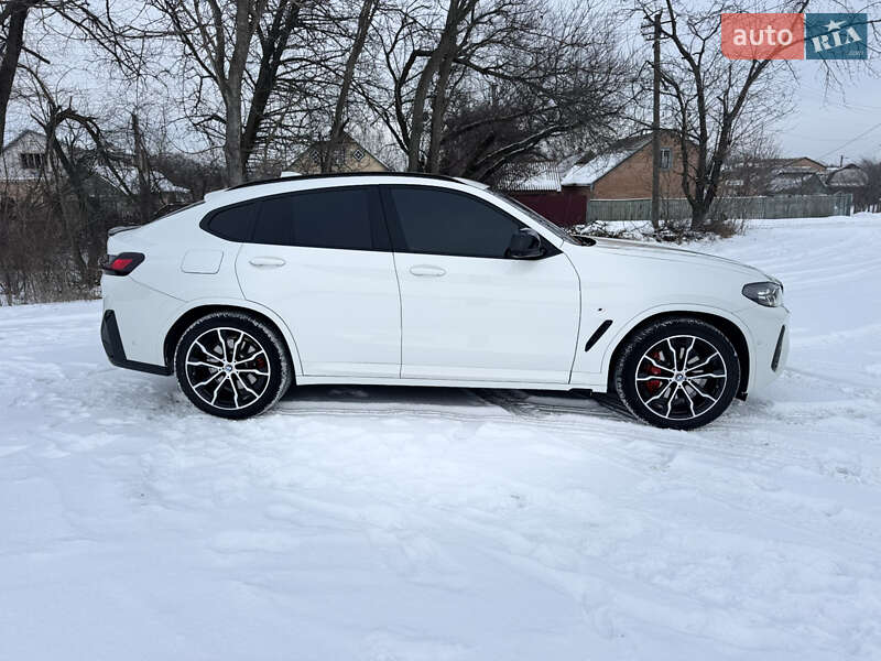 Внедорожник / Кроссовер BMW X4 2022 в Черкассах