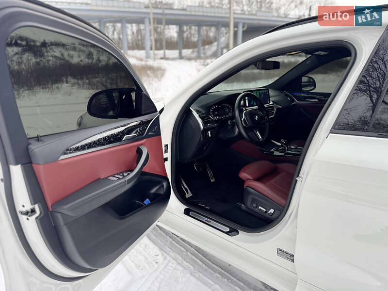 Внедорожник / Кроссовер BMW X4 2022 в Черкассах