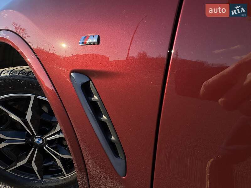 Внедорожник / Кроссовер BMW X4 2022 в Киеве