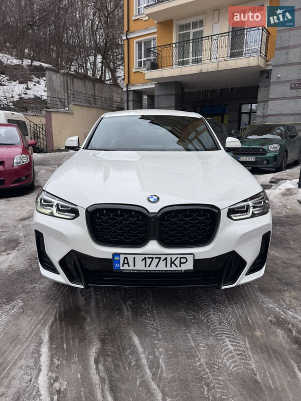 Внедорожник / Кроссовер BMW X4 2022 в Киеве