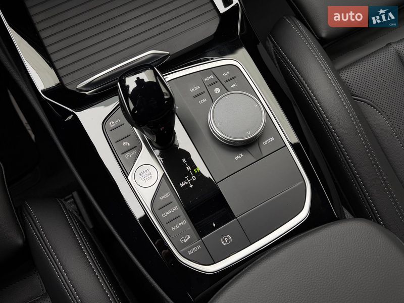 Внедорожник / Кроссовер BMW X4 2022 в Киеве
