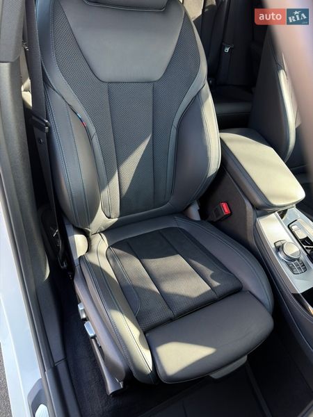 Внедорожник / Кроссовер BMW X4 2019 в Киеве